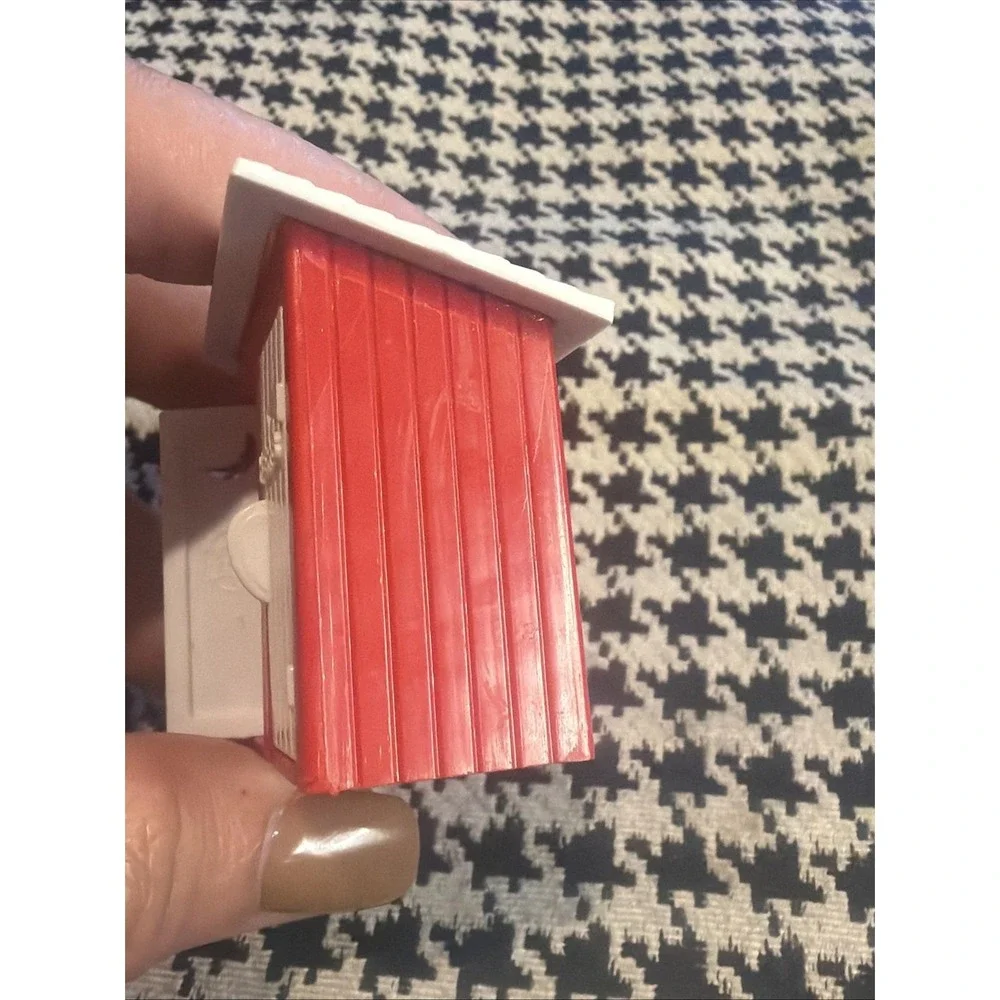VINTAGE Plasticville HIS & HERS Red White 2